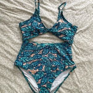 Cupshe one piece swimsuit